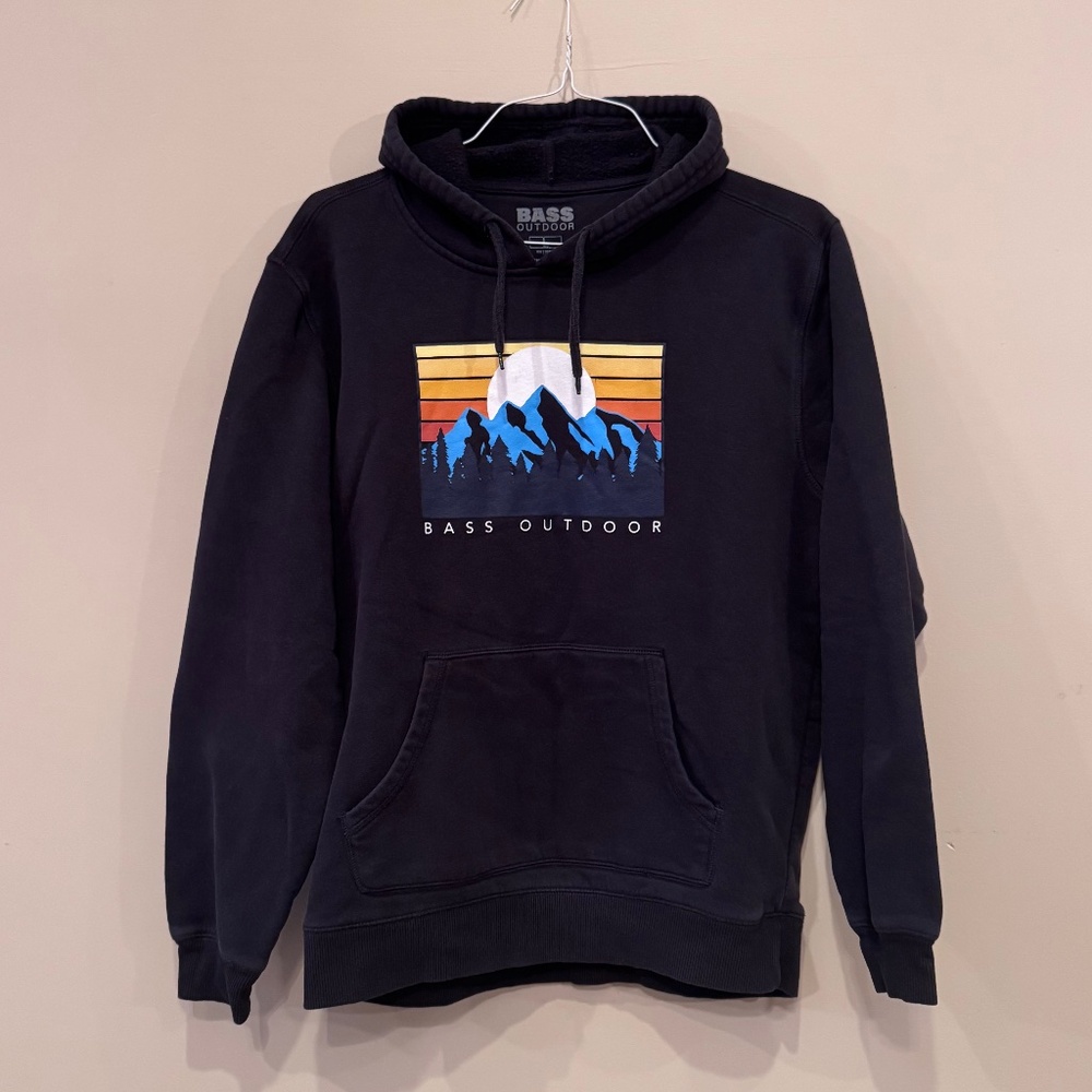 ❤️❤️ 3/$25 Hoodie from Bass Outdoor